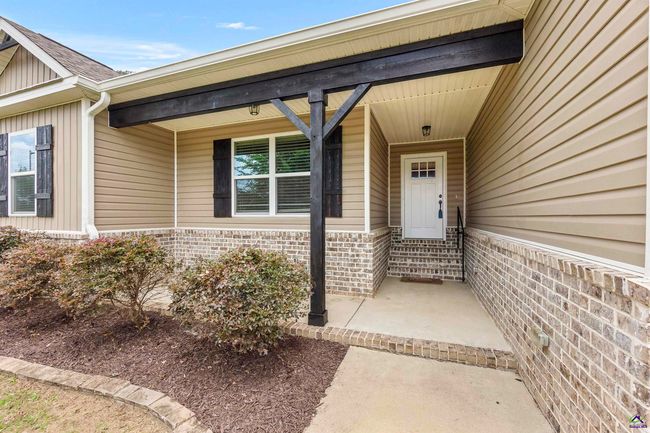 304 Kendall Ct, House other with 4 bedrooms, 2 bathrooms and null parking in Perry GA | Image 7