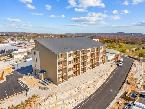 88 Towers Aly Unit #204, Kimberling City, MO, 65686 | Card Image