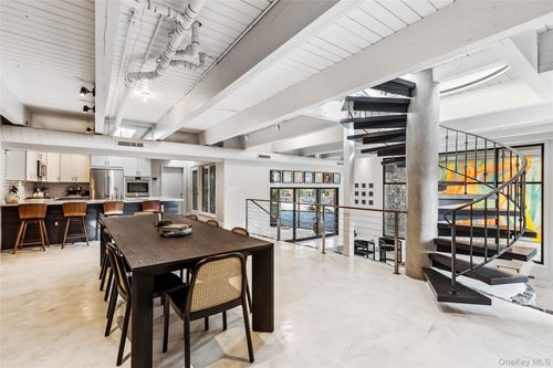 53 Woods Rd, Tuxedo Park, NY, 10987-3109 | Card Image