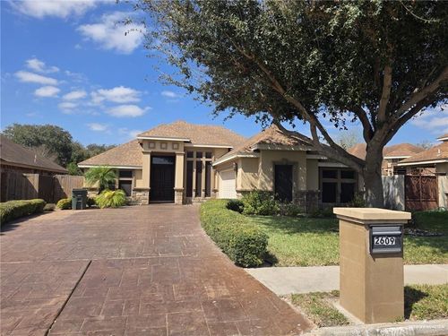 2609 May Ave, Mission, TX, 78574-3114 | Card Image