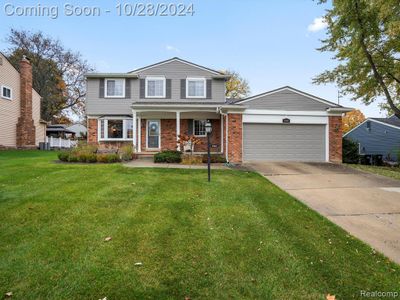 960 Dahlia Lane, Home with 4 bedrooms, 2 bathrooms and null parking in Rochester Hills MI | Image 3