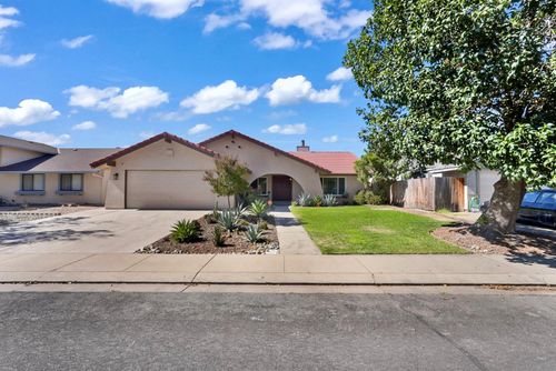 3813 Tumbleweed Court, Modesto, CA, 95355 | Card Image