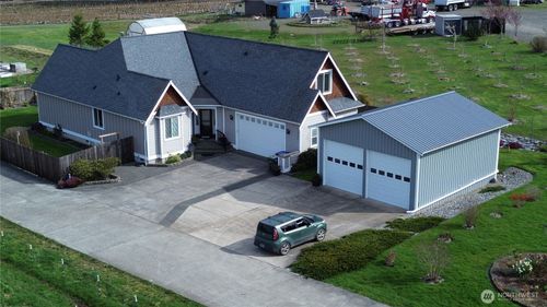 1946 Mt Baker Hwy, Bellingham, WA, 98226-7912 | Card Image