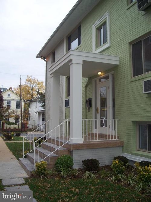 apt-101-206 E Windsor Ave, ALEXANDRIA, VA, 22301-1337 | Card Image