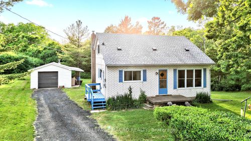 1938 Effingham St, Ridgeville, ON, L0S1M0 | Card Image