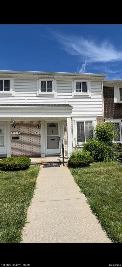 13848 Keating Dr, Sterling Heights, MI, 48312-2423 | Card Image