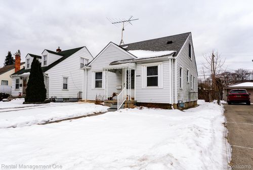 3354 Monroe St, Dearborn, MI, 48124-3656 | Card Image