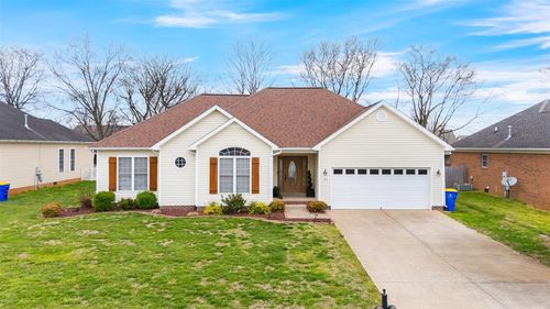 1068 Trillium Ln, Bowling Green, KY, 42104-5561 | Card Image