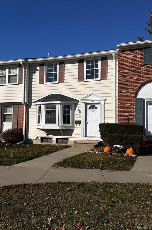 383-19585 Mariner Ct, Northville, MI, 48167-2507 | Card Image