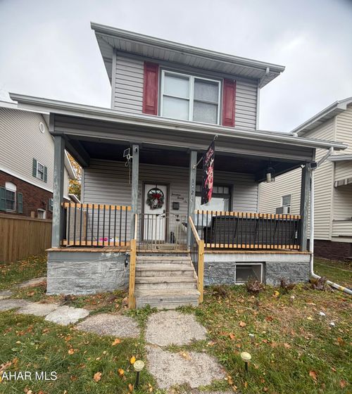 1426 20th Ave, Altoona, PA, 16601-3037 | Card Image