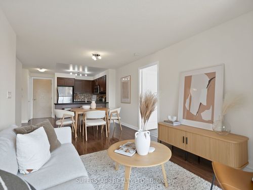 214-18 Harding Blvd, Richmond Hill, ON, L4C0T3 | Card Image
