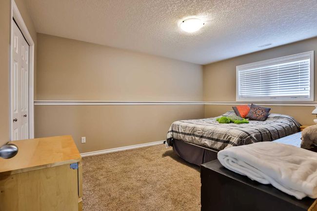 29 Sixmile Road S, House other with 5 bedrooms, 3 bathrooms and 4 parking in Lethbridge AB | Image 25