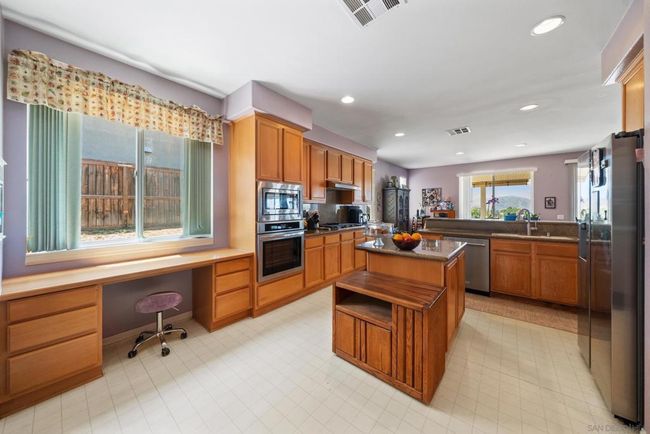 28291 Pinyon Pine Ct, House other with 4 bedrooms, 3 bathrooms and 4 parking in Menifee CA | Image 10