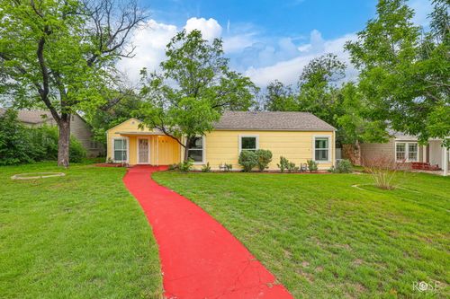 2104 W Avenue J, San Angelo, TX, 76901 | Card Image