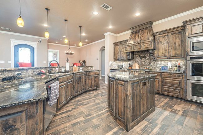 7113 E County Road 114, House other with 4 bedrooms, 4 bathrooms and 3 parking in Midland TX | Image 19