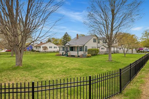 163 Ocean Rd, Portsmouth, NH, 03801-6015 | Card Image