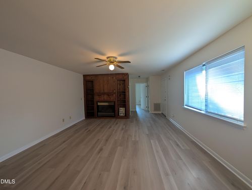 386 Summerwalk Cir, Chapel Hill, NC, 27517-8675 | Card Image