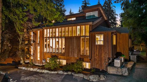 25011 Ferguson Ave, Maple Ridge, BC, V2W1H4 | Card Image