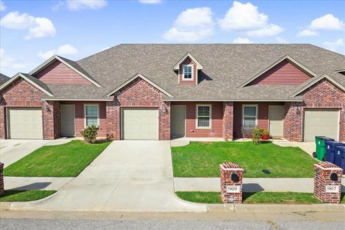 909 Sw 91st St, Oklahoma City, OK, 73139-2648 | Card Image
