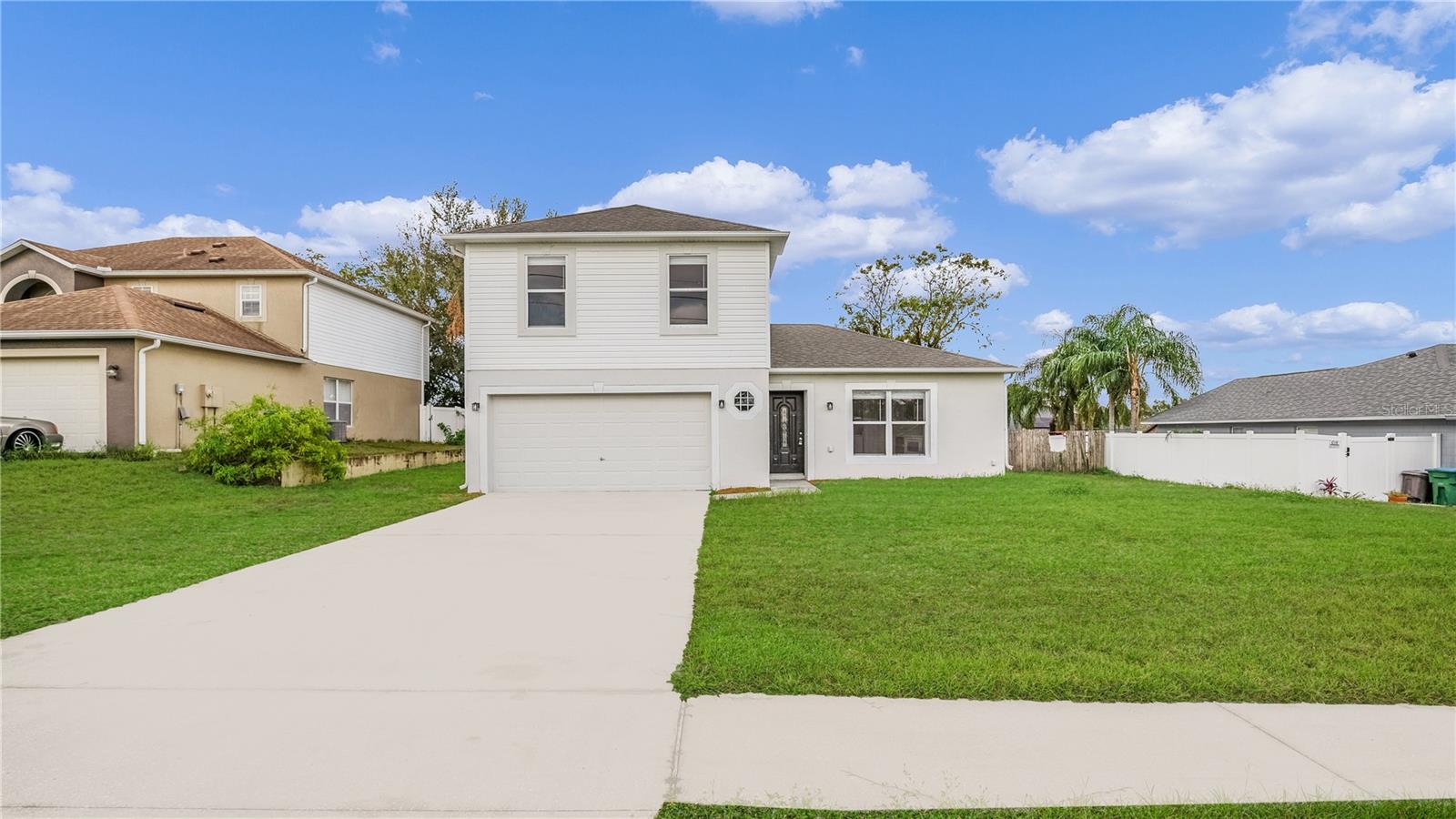 White Plains St, Deltona, FL 32738