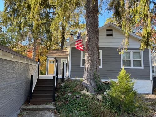 72 Indian Trl, Andover, NJ, 07821-2902 | Card Image