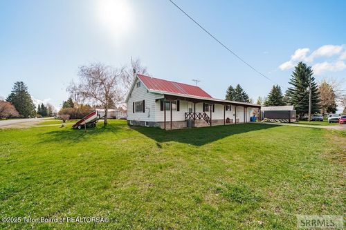 171 N 8th St, Ashton, ID, 83420-7738 | Card Image