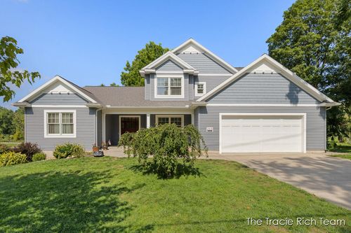 269 N Main St, Rockford, MI, 49341-1017 | Card Image