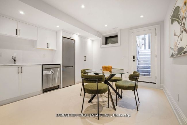 437 Euclid Ave, House attached with 5 bedrooms, 6 bathrooms and null parking in Toronto ON | Image 29