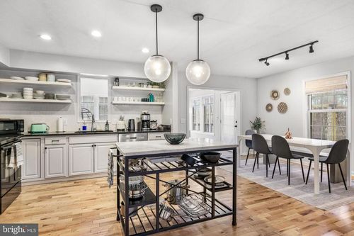 323 Palmer Rd, BASYE, VA, 22810 | Card Image