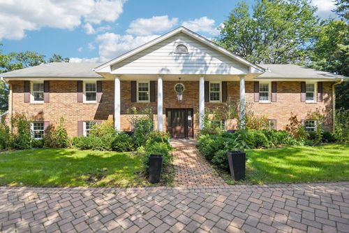25 S Deep Lake Rd, NORTH OAKS, MN, 55127-6312 | Card Image