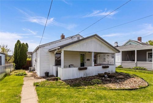 298 Liberty St, Bridgeville, PA, 15017-2467 | Card Image