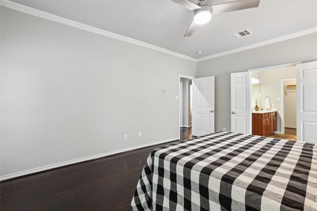 1005 Greenview Ln, House other with 3 bedrooms, 3 bathrooms and null parking in Savannah TX | Image 13
