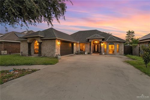 2003 E 1st St, Weslaco, TX, 78596-5171 | Card Image
