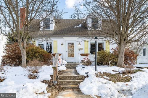 304 Hollingsworth St, ELKTON, MD, 21921-5428 | Card Image