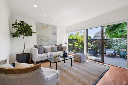 54 Sandpiper Cir, Corte Madera, CA, 94925-1068 | Card Image
