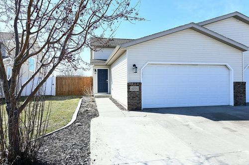 4254 39 1/2 Ave S, Fargo, ND, 58104-6971 | Card Image