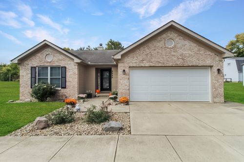 4948 Vine St, Amo, IN, 46103-7731 | Card Image