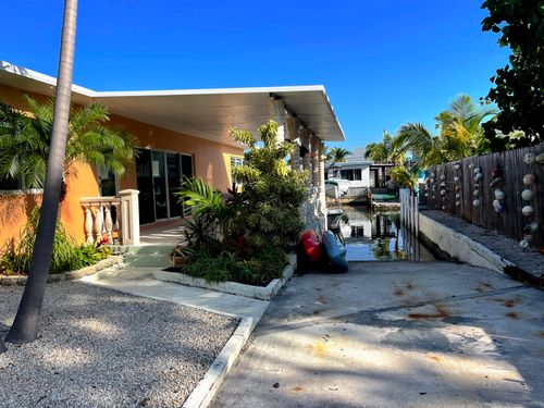 64 Seagate Blvd, Key Largo, FL, 33037-4323 | Card Image