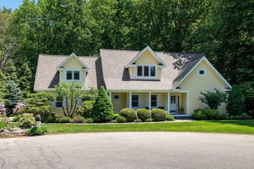 4 Jane Appleton Way, Hampton, NH, 03842-2405 | Card Image