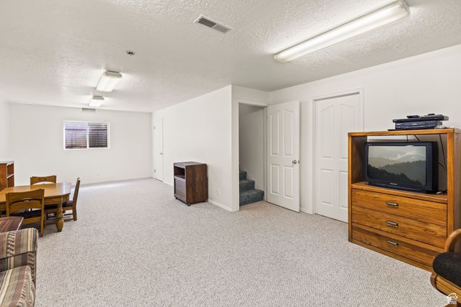 Basement living room | Image 32