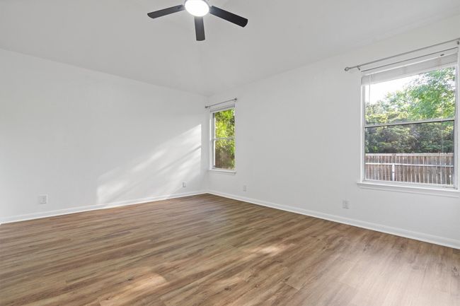 221 Dashelle Run, House other with 3 bedrooms, 2 bathrooms and null parking in Kyle TX | Image 10