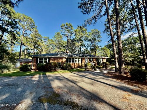 70 Windmere Road, Pinehurst, NC, 28374 | Card Image