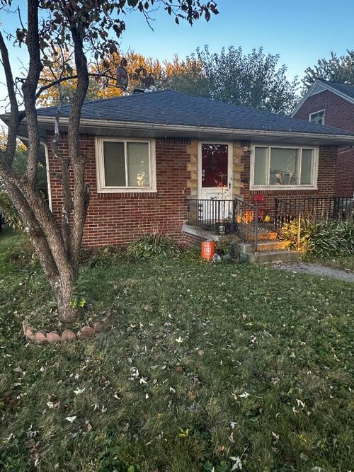 3615 Berkeley Dr, Toledo, OH, 43612-1224 | Card Image