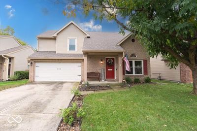 11064 Oakridge Drive, House other with 3 bedrooms, 2 bathrooms and null parking in Fishers IN | Image 2