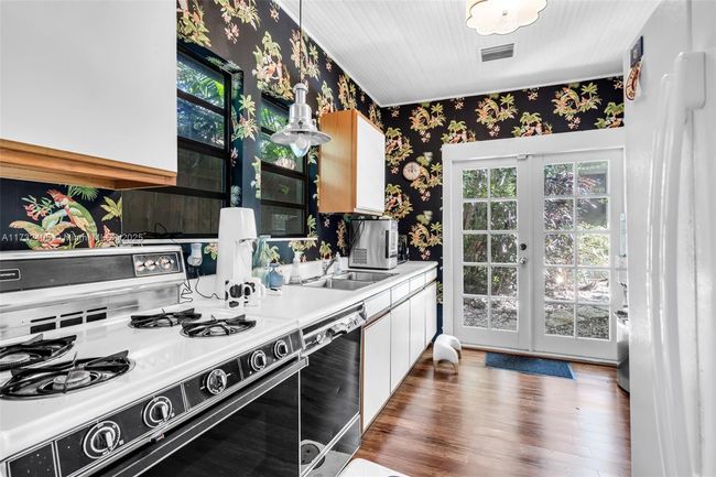 3613 Royal Palm Ave, House other with 4 bedrooms, 5 bathrooms and null parking in Miami FL | Image 34