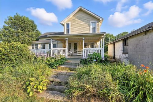 123 Constitution Blvd, Fredonia, PA, 16124-2909 | Card Image