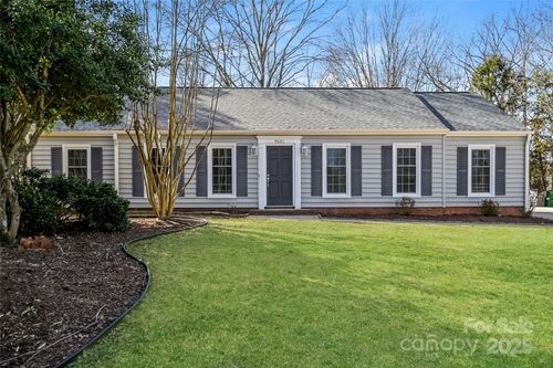 9601 Cloverwood Ct, Charlotte, NC, 28270-1423 | Card Image