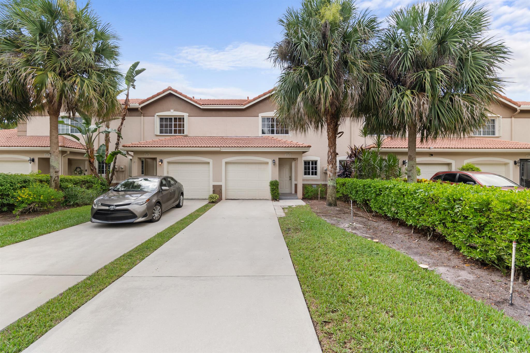 Old Farm Trl, Boynton Beach, FL 33437