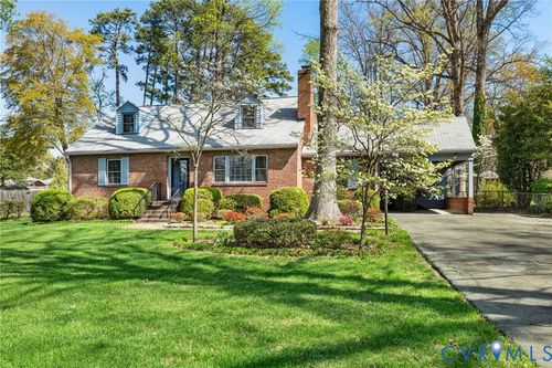8308 Bronwood Rd, Henrico, VA, 23229-3245 | Card Image