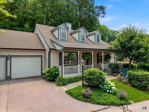 1-1 Mulberry Ln, Niantic, CT, 06357-1255 | Card Image